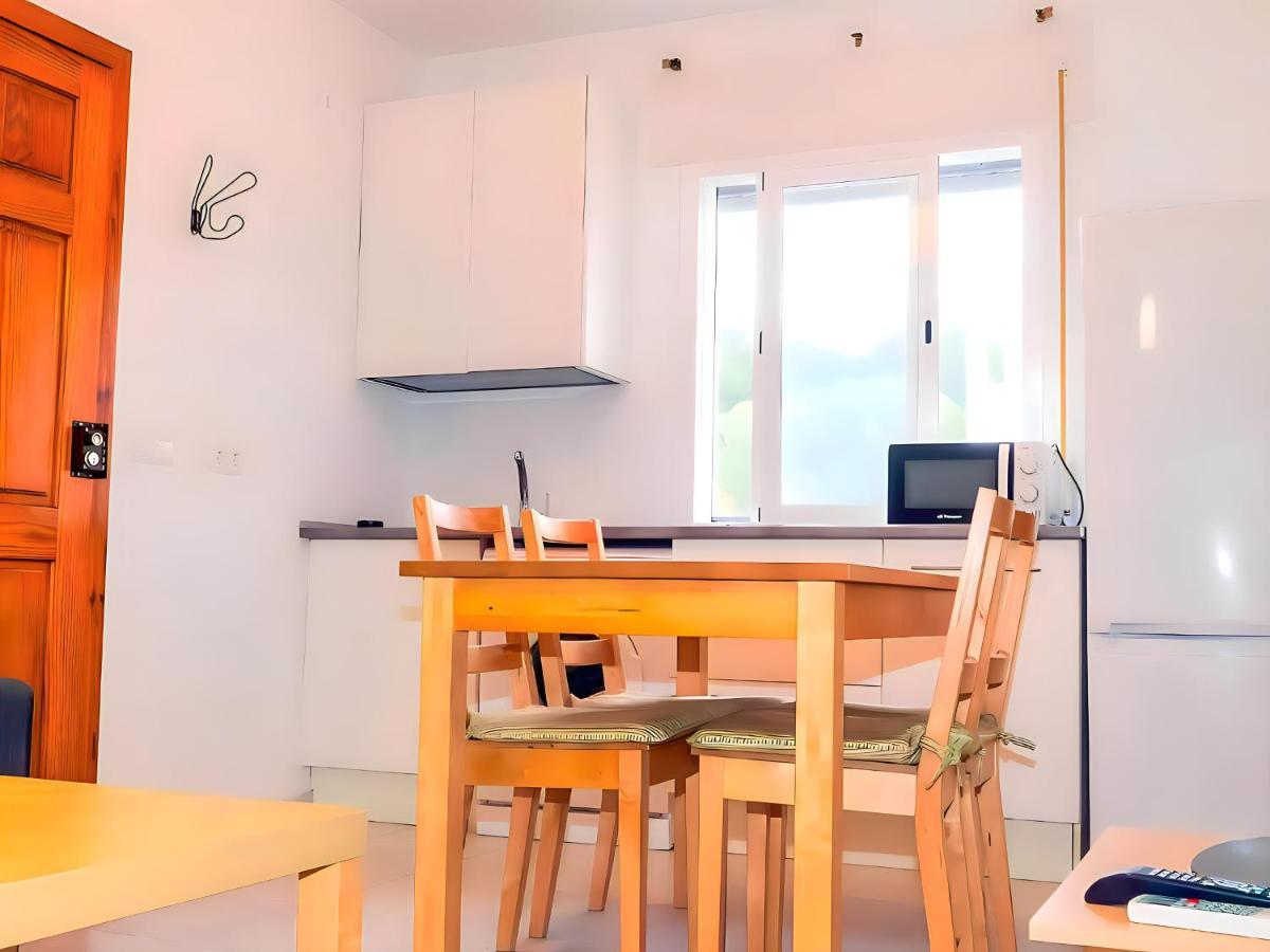 Apartamento Junto El Mar Con Piscina โกนิล เด ลาฟรอนเตรา ภายนอก รูปภาพ