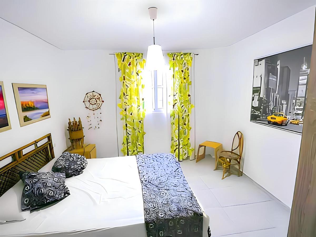 Apartamento Junto El Mar Con Piscina โกนิล เด ลาฟรอนเตรา ภายนอก รูปภาพ