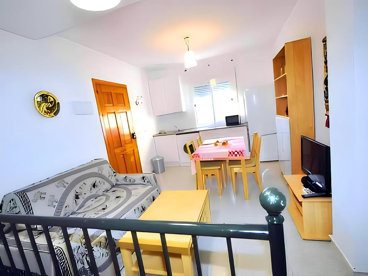Apartamento Junto El Mar Con Piscina โกนิล เด ลาฟรอนเตรา ภายนอก รูปภาพ